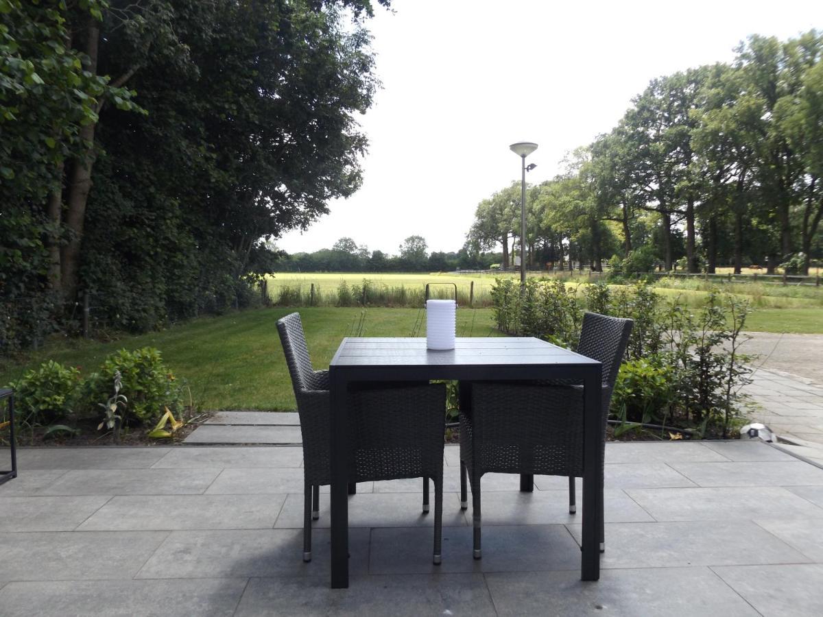 Bed and Breakfast Het Broekeroord Wezep Esterno foto